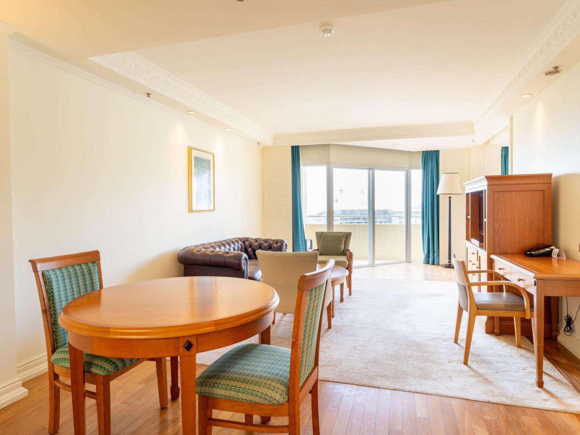 Pullman Cairns International Hotel Buitenkant foto A typical apartment at the International Centre