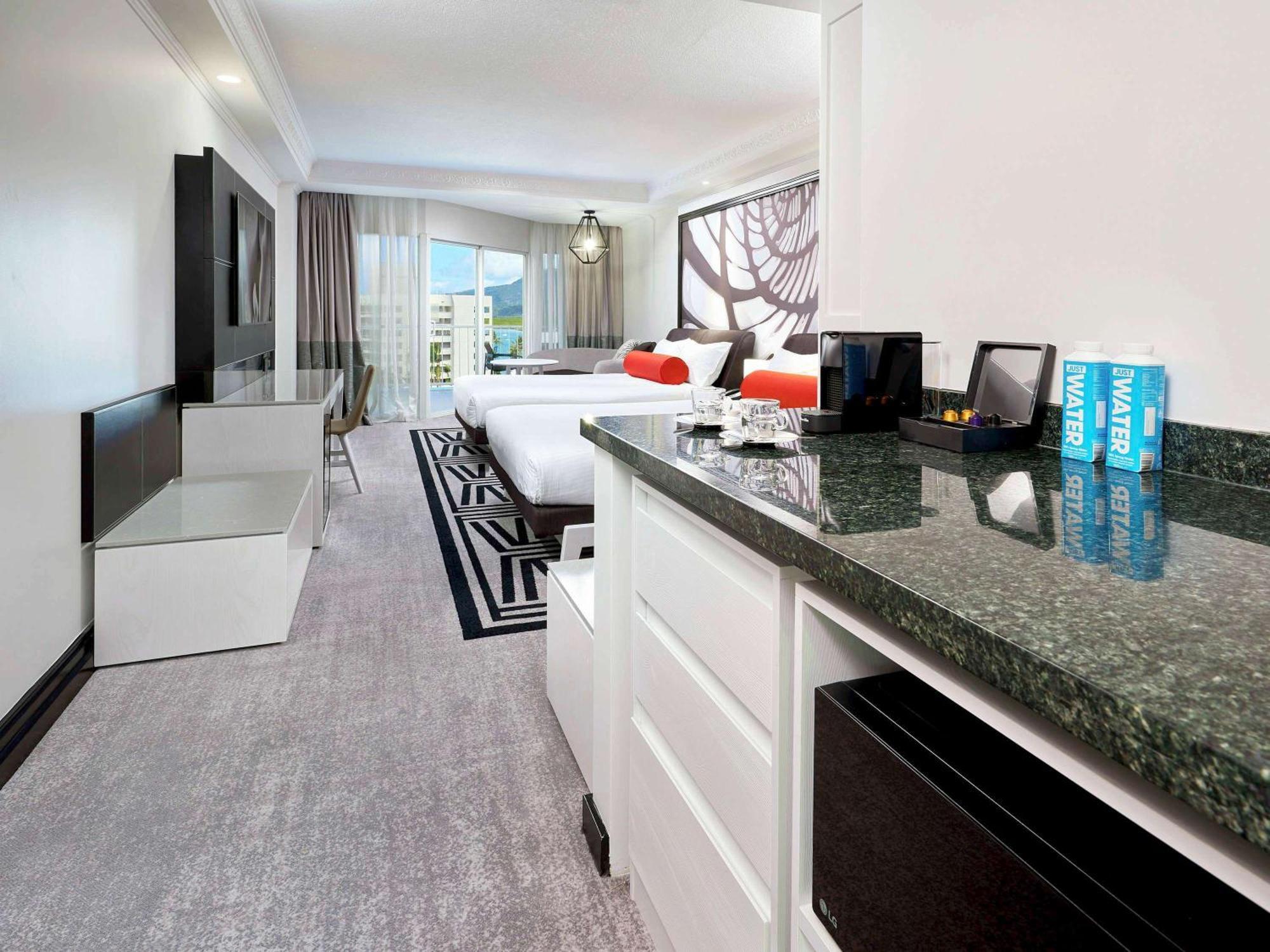 Pullman Cairns International Hotel Buitenkant foto